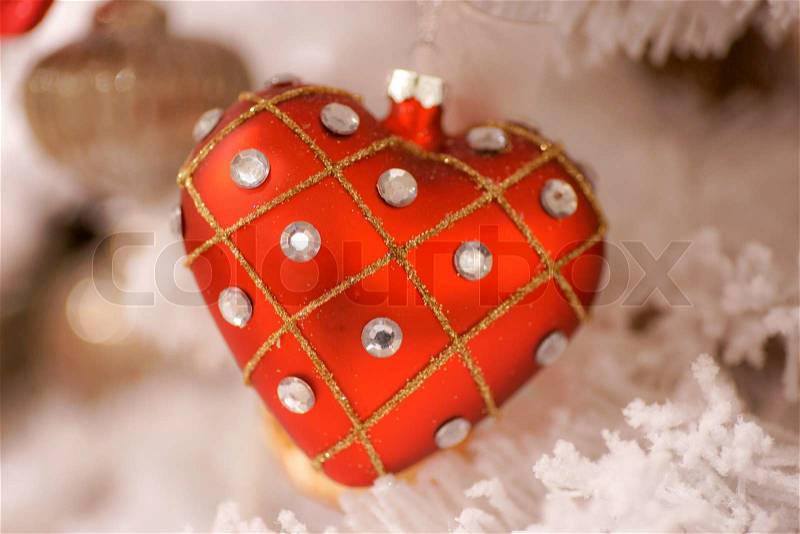 Red christmas heart with sparkling diamonds  Stock Photo 
